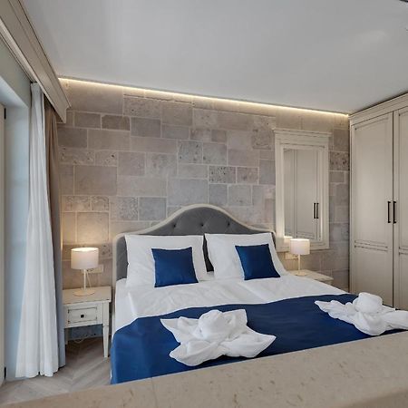 Heritage Hotel Liberan Podgora Bagian luar foto