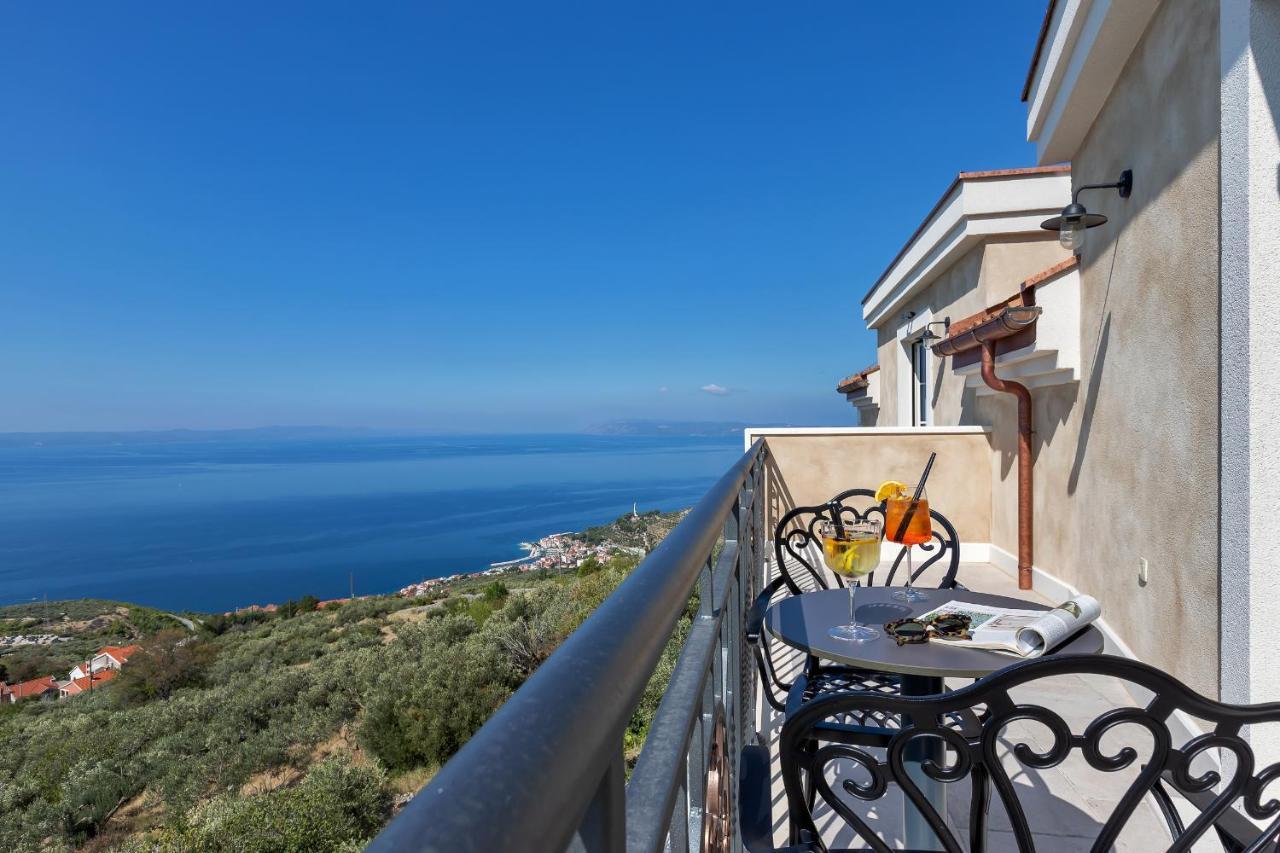 Heritage Hotel Liberan Podgora Bagian luar foto