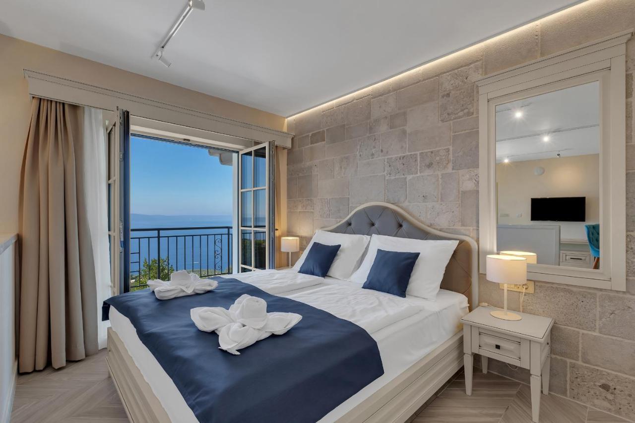 Heritage Hotel Liberan Podgora Bagian luar foto