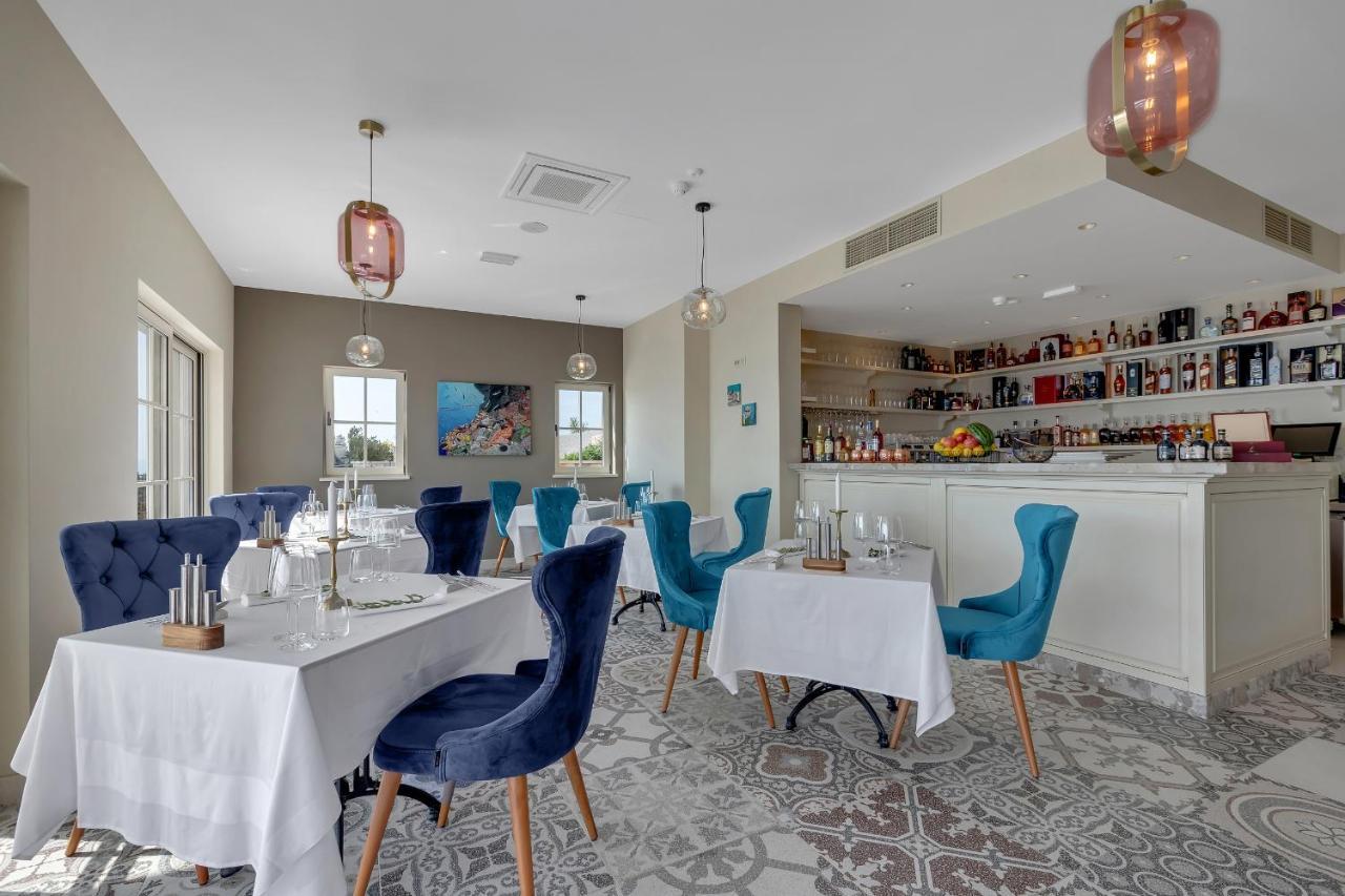 Heritage Hotel Liberan Podgora Bagian luar foto