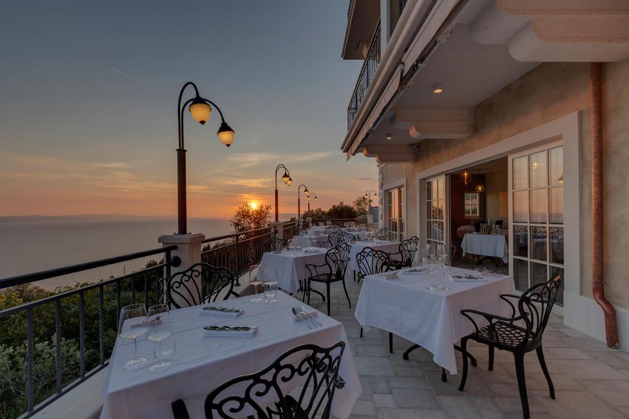 Heritage Hotel Liberan Podgora Bagian luar foto
