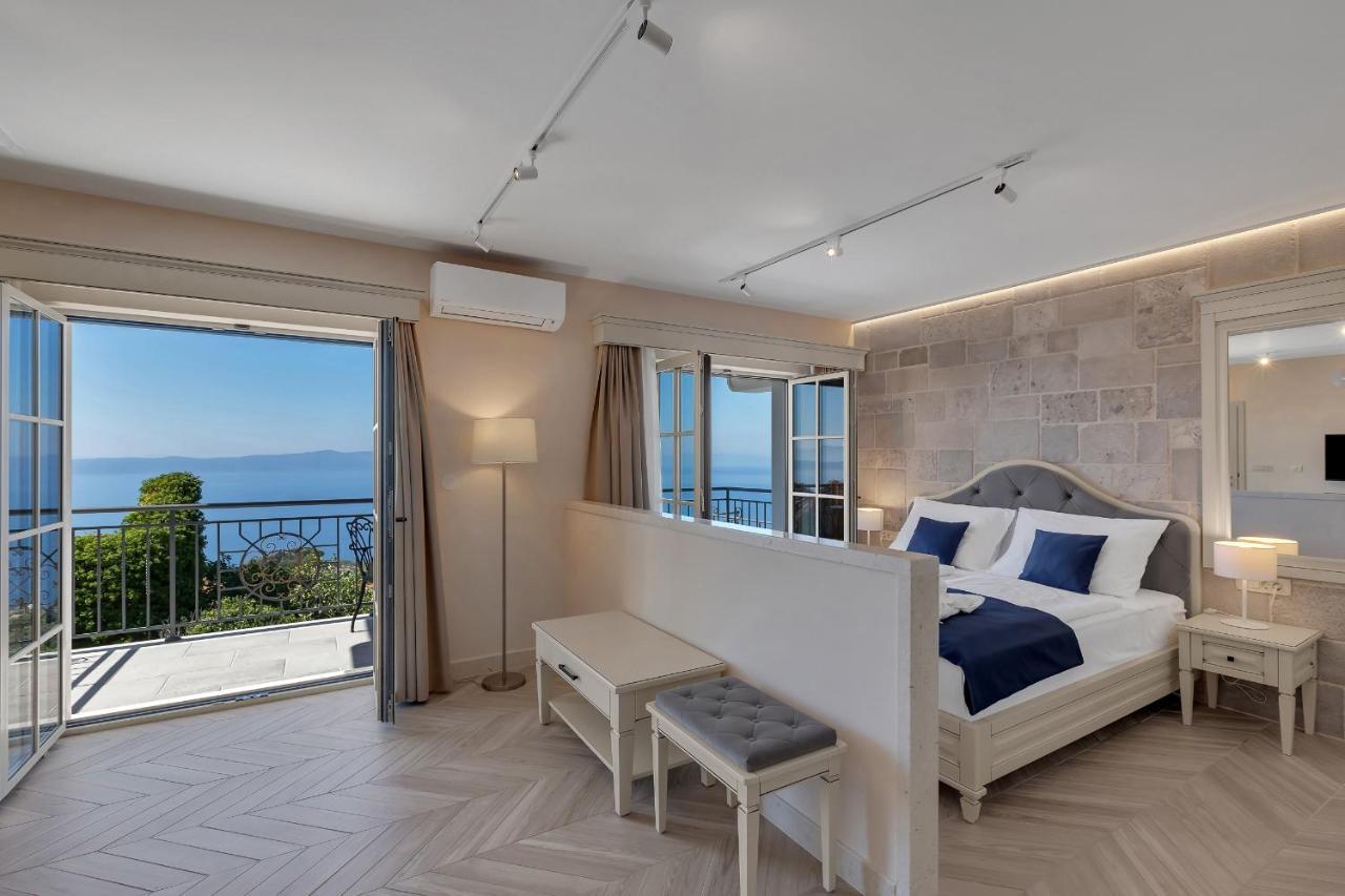 Heritage Hotel Liberan Podgora Bagian luar foto