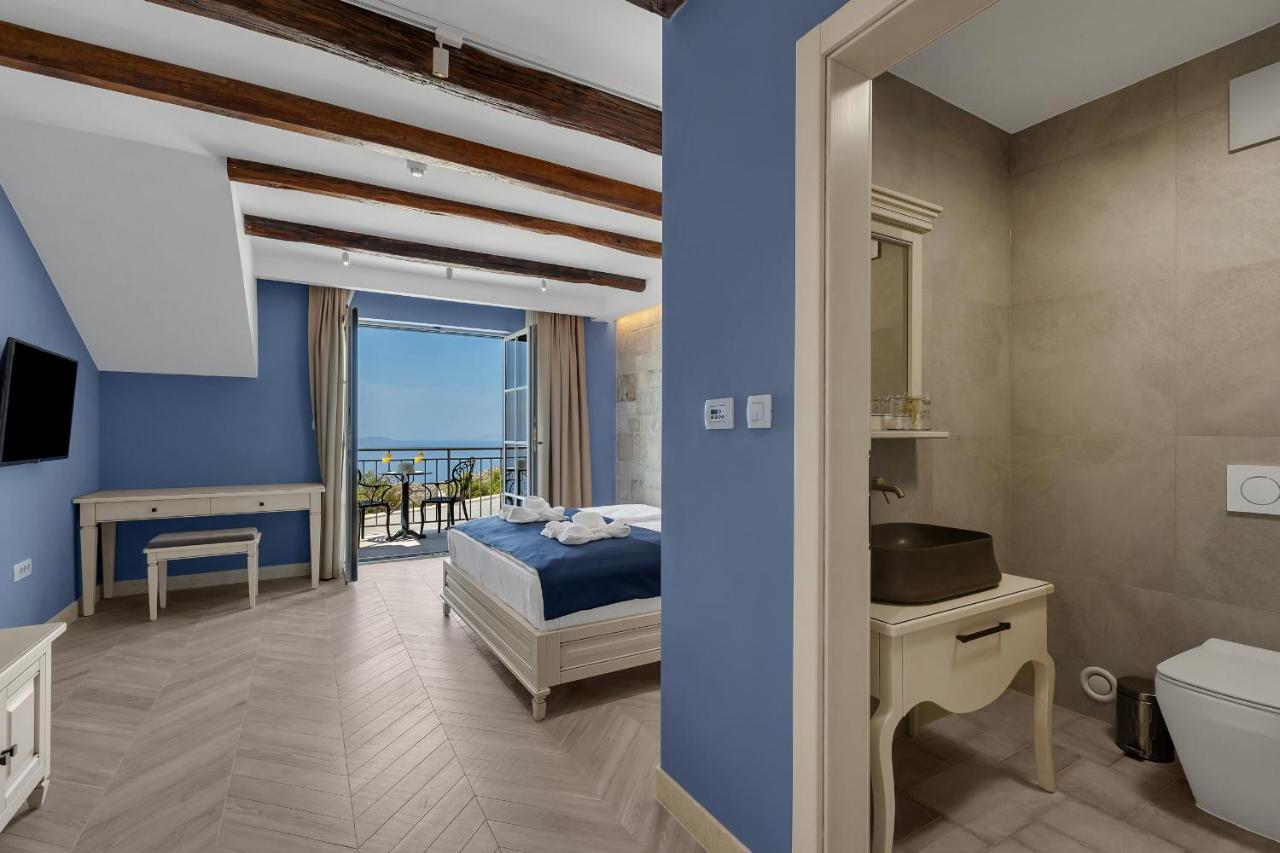Heritage Hotel Liberan Podgora Bagian luar foto