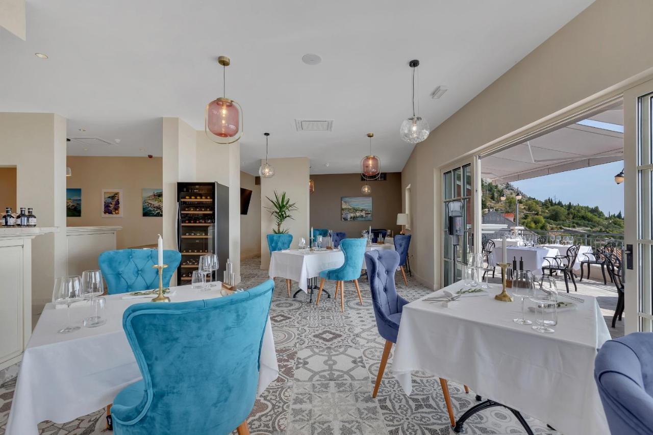 Heritage Hotel Liberan Podgora Bagian luar foto
