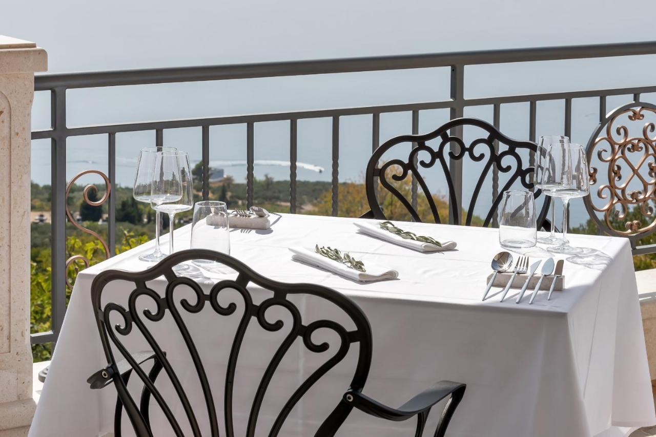 Heritage Hotel Liberan Podgora Bagian luar foto
