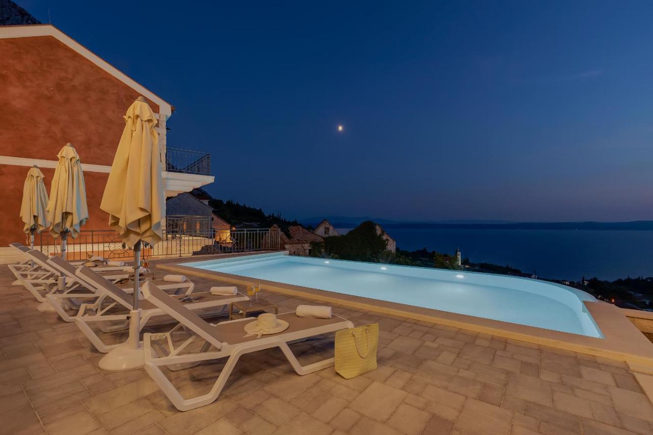 Heritage Hotel Liberan Podgora Bagian luar foto