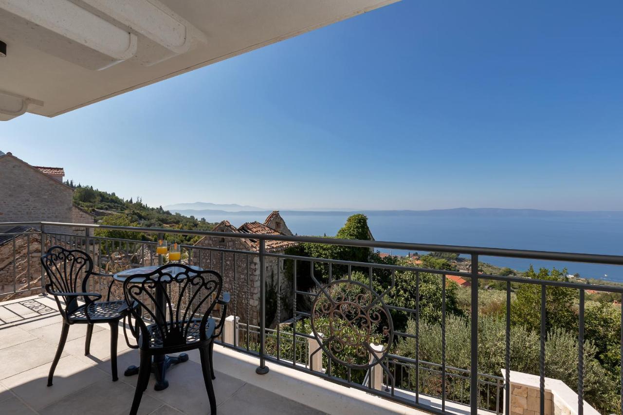 Heritage Hotel Liberan Podgora Bagian luar foto