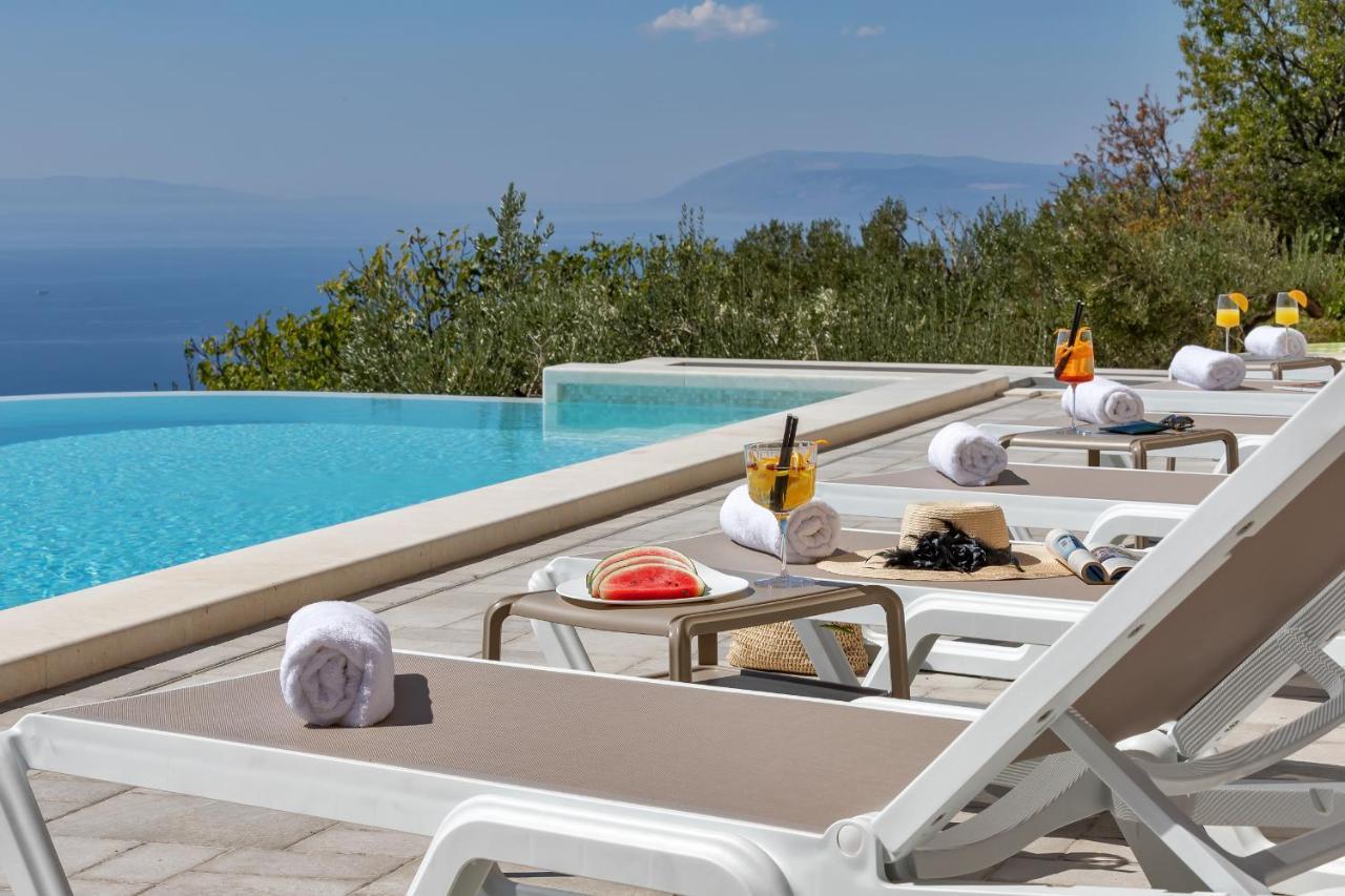 Heritage Hotel Liberan Podgora Bagian luar foto