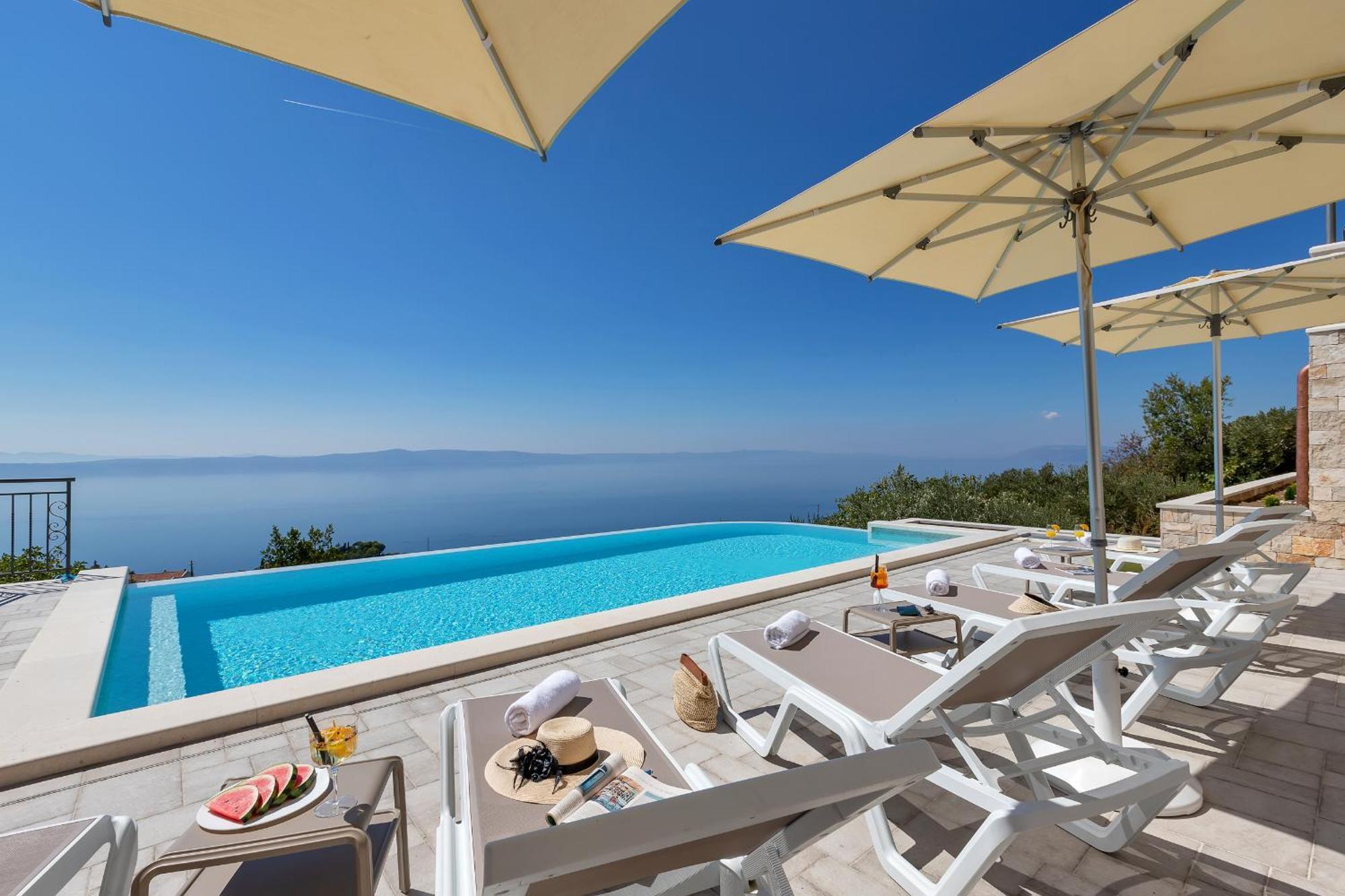 Heritage Hotel Liberan Podgora Bagian luar foto